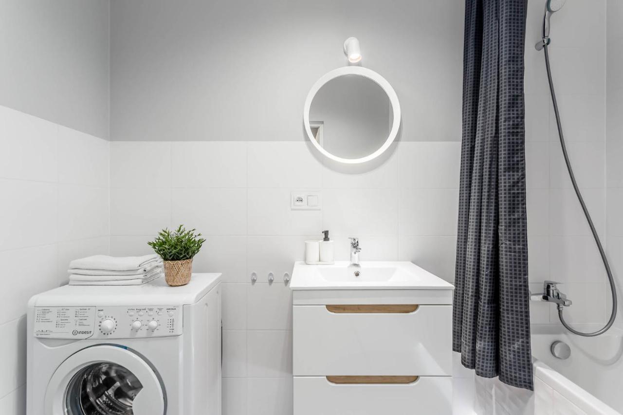 Chill Apartments Mokotow Business Center Warschau Buitenkant foto