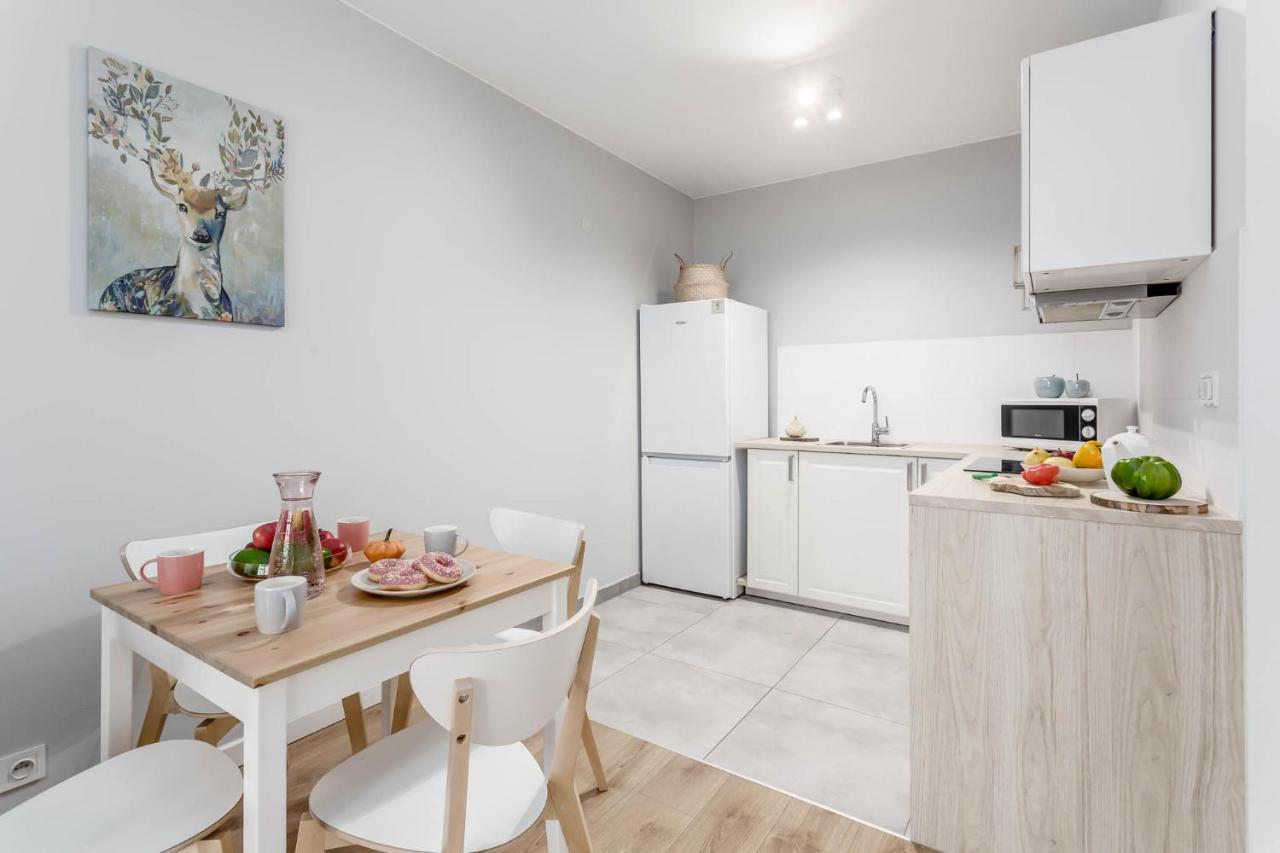 Chill Apartments Mokotow Business Center Warschau Buitenkant foto