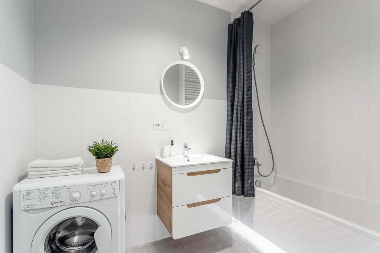 Chill Apartments Mokotow Business Center Warschau Buitenkant foto